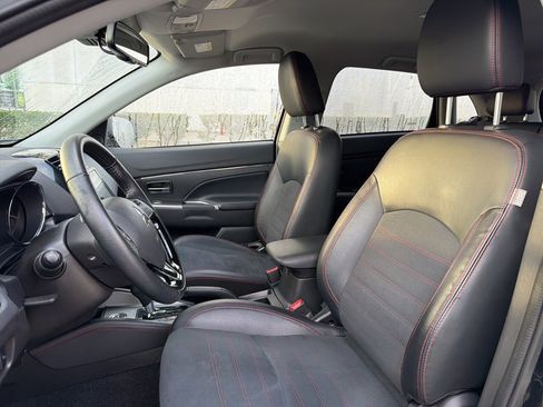 Used 2024 Mitsubishi Outlander Sport SE image 9