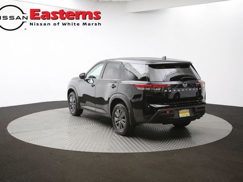 Used 2025 Nissan Pathfinder S image 91