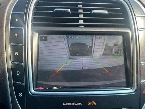Used 2019 Lincoln Nautilus Reserve w/ Class II Trailer Tow Package AWD/4WD image 34