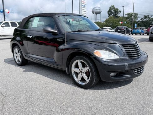 Used 2005 Chrysler PT Cruiser GT FWD image 2
