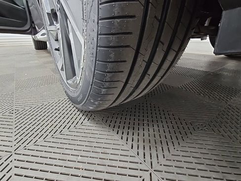 Used 2024 Hyundai Elantra SEL w/ Convenience Package image 44