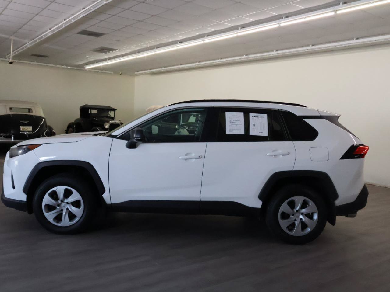 Used 2020 Toyota RAV4 LE w/ All Weather Liner Package FWD image 31