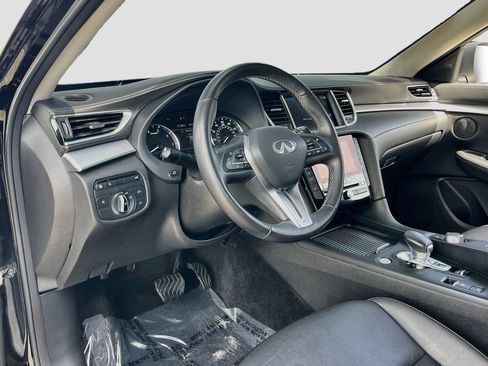 Used 2021 INFINITI QX50 Luxe FWD image 9