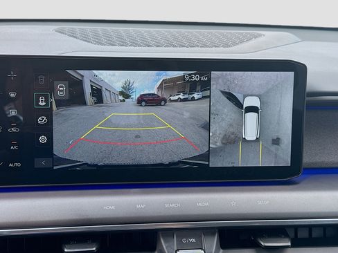 Used 2026 Kia EV9 Land image 11