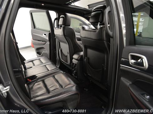 Used 2017 Jeep Grand Cherokee Trailhawk w/ Trailhawk Luxury Group image 22