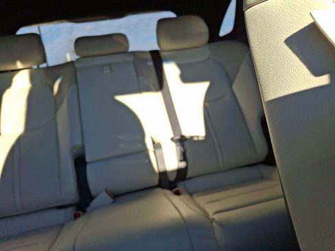 Certified 2025 Genesis Electrified GV70 image 20