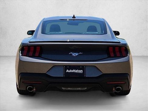 Used 2025 Ford Mustang Premium RWD image 7