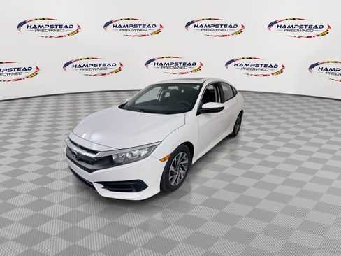 Used 2018 Honda Civic EX image 4
