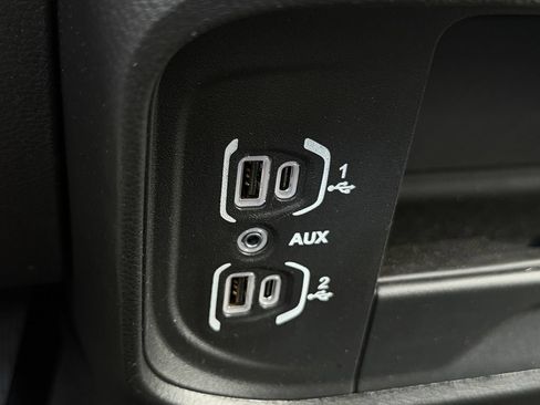 Used 2026 RAM 2500 Big Horn AWD/4WD image 14