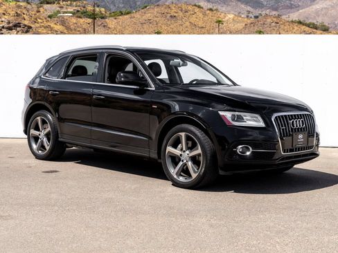 Used 2017 Audi Q5 3.0T Premium Plus w/ Technology Package AWD/4WD image 8