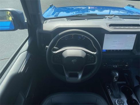 New 2025 Ford Bronco Badlands image 8