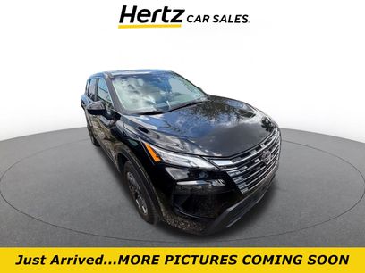 Used 2025 Nissan Rogue SV
