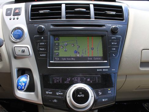 Used 2012 Toyota Prius V Three FWD image 19