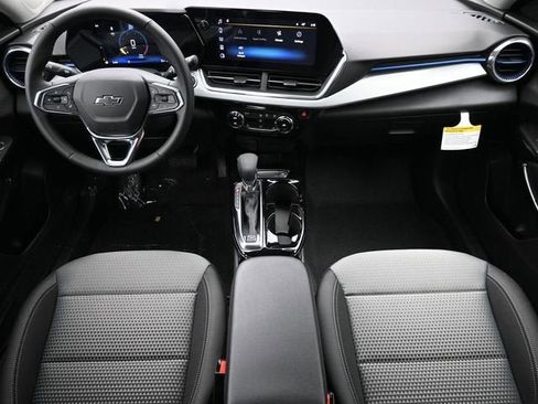 New 2026 Chevrolet Trax LT w/ Driver Confidence Package FWD image 19