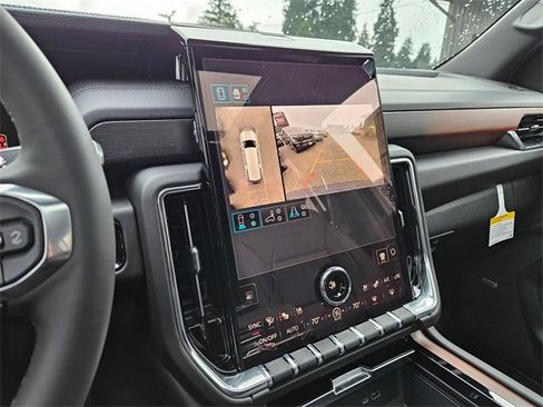 New 2026 GMC Yukon XL Denali w/ Sun & Power Step Package image 29