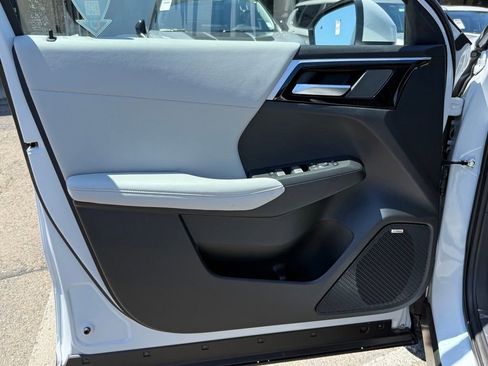 New 2026 Mitsubishi Outlander SE AWD/4WD image 29
