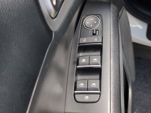 Used 2024 Kia Soul LX w/ Option Group 015 image 16