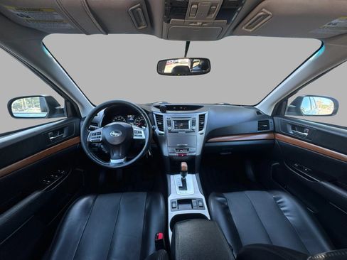 Used 2014 Subaru Outback 3.6R Limited w/ Moonroof Package AWD/4WD image 28