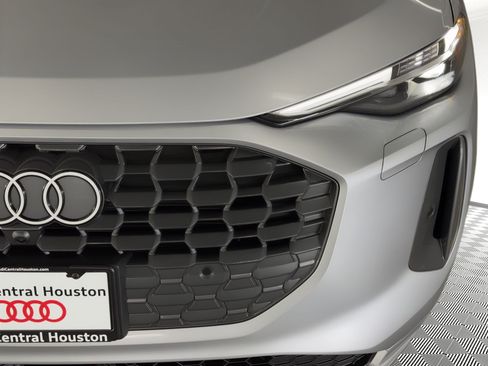 New 2026 Audi Q5 Premium AWD/4WD image 11