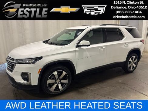 Used 2023 Chevrolet Traverse LT w/ LT Premium Package AWD/4WD image 1