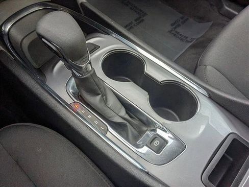 Used 2023 Chevrolet Malibu LT image 15