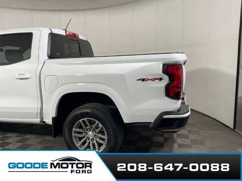 Used 2024 Chevrolet Colorado LT w/ LT Convenience Package II AWD/4WD image 5
