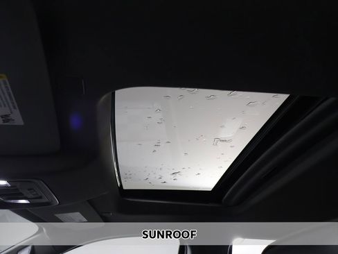 Used 2023 GMC Sierra 1500 Denali w/ Technology Package image 3