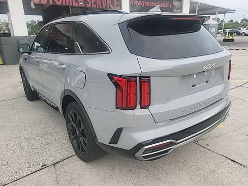 Used 2022 Kia Sorento SX FWD image 3