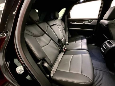 Used 2024 Cadillac XT5 Sportv w/ Technology Package AWD/4WD image 26