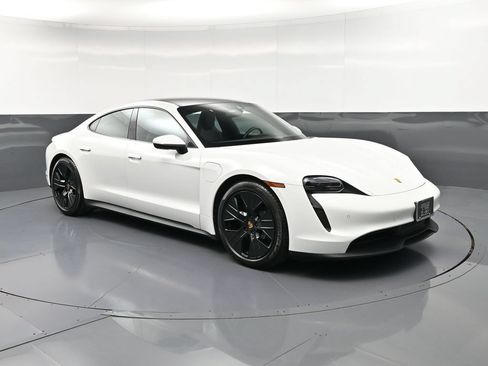 Certified 2022 Porsche Taycan RWD image 10