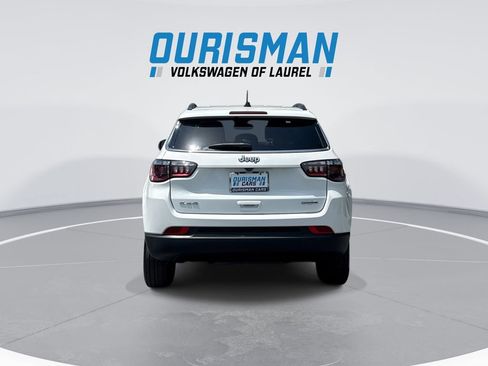 Used 2023 Jeep Compass Latitude AWD/4WD image 7