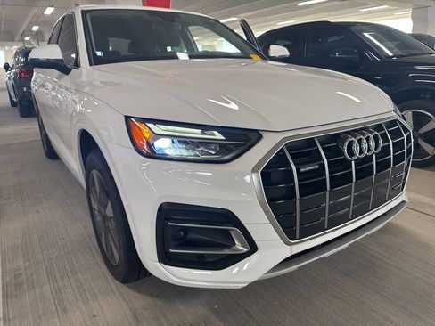 Used 2023 Audi Q5 Premium AWD/4WD image 9