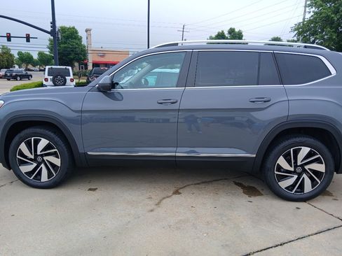 New 2026 Volkswagen Atlas SEL AWD/4WD image 4