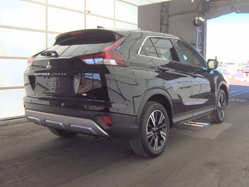 Used 2025 Mitsubishi Eclipse Cross Black Edition image 6