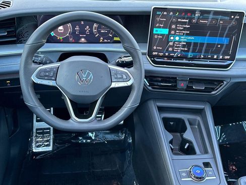 New 2026 Volkswagen Tiguan SE R-Line image 13