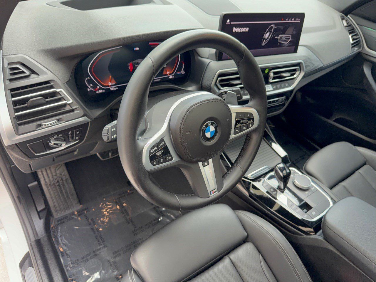 Used 2024 BMW X3 sDrive30i w/ Premium Package RWD image 4
