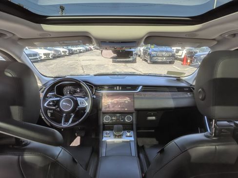 Used 2023 Jaguar F-PACE S AWD/4WD image 37