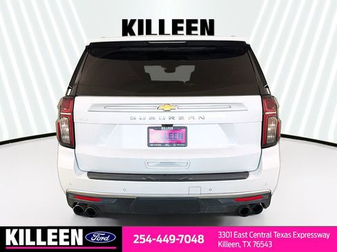 Used 2023 Chevrolet Suburban High Country RWD image 7