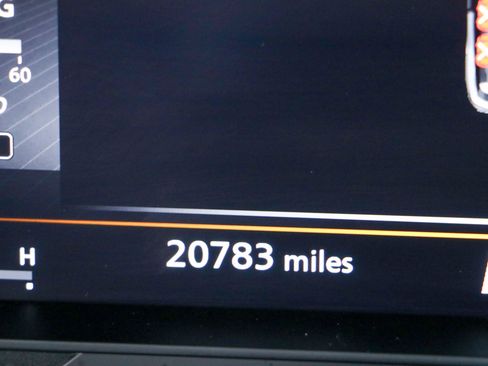Used 2023 INFINITI QX60 Luxe w/ Cargo Package AWD/4WD image 16