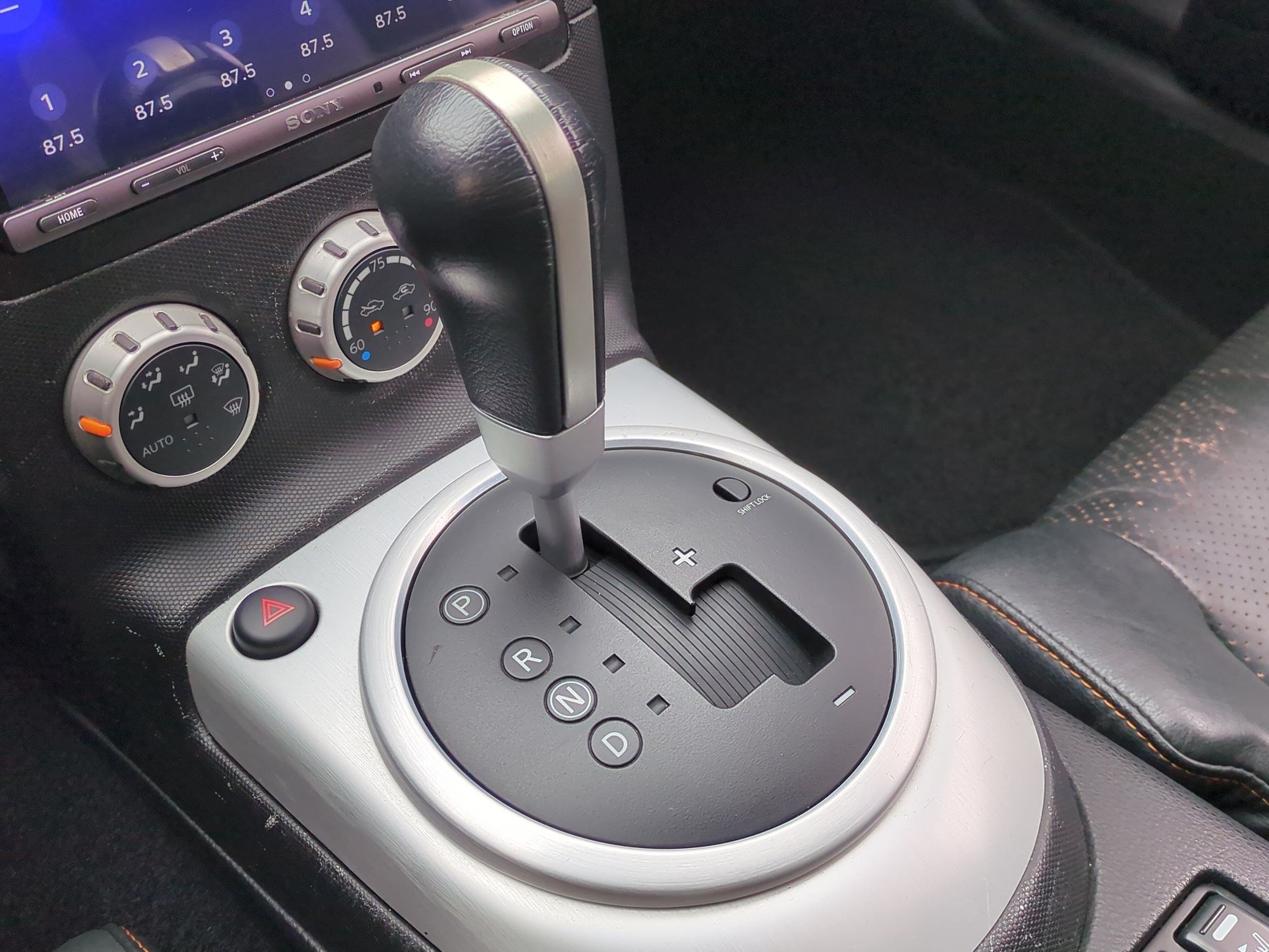 Used 2006 Nissan 350Z Grand Touring RWD image 26