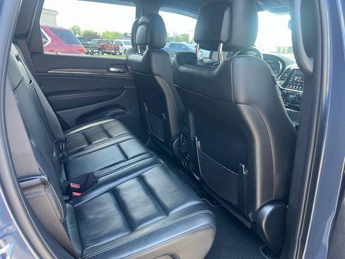 Used 2021 Jeep Grand Cherokee Limited w/ Quick Order Package 28K 80th AWD/4WD image 9