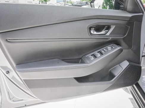 Used 2024 Honda Accord Sport image 14