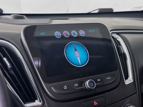 Used 2016 Chevrolet Malibu LT w/ Leather Package image 17