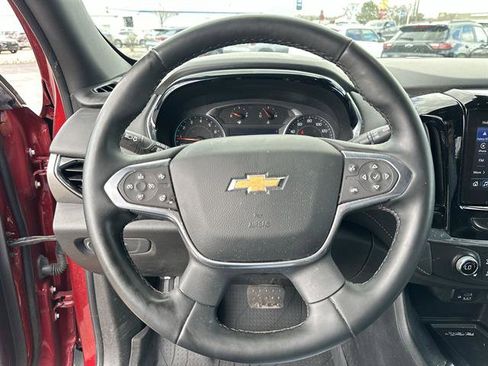 Used 2023 Chevrolet Traverse LT w/ LT Premium Package image 11