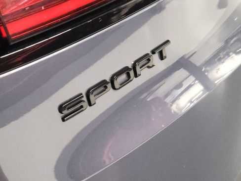 Used 2025 Land Rover Range Rover Sport SE AWD/4WD image 13