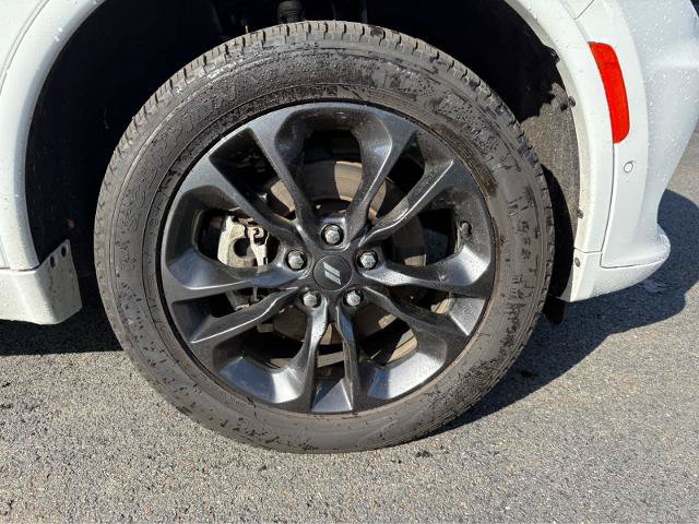 Used 2023 Dodge Durango GT AWD/4WD image 13