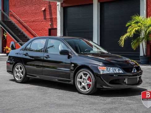 Used 2004 Mitsubishi Lancer Evolution AWD/4WD image 11