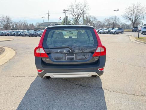 Used 2010 Volvo XC70 T6 image 6