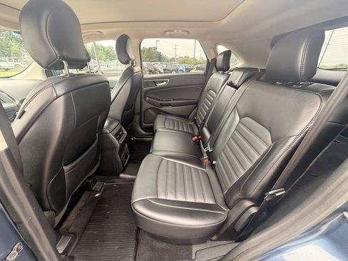Used 2018 Ford Edge SEL w/ Equipment Group 201A AWD/4WD image 15
