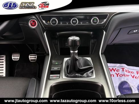 Used 2018 Honda Accord Sport image 11